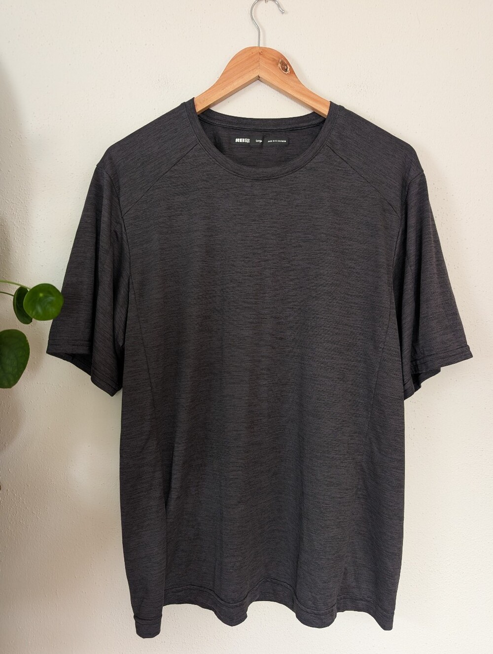 REI | Large | Active Short Sleeve Shirt